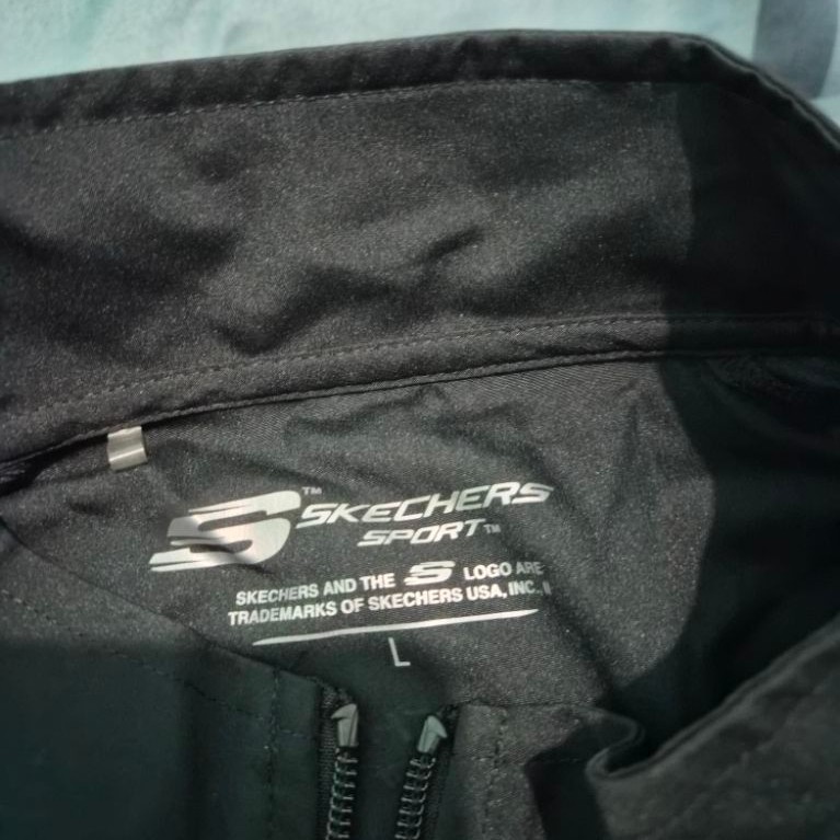 PRELOVED JAKET SKECHERS WOMEN ORI