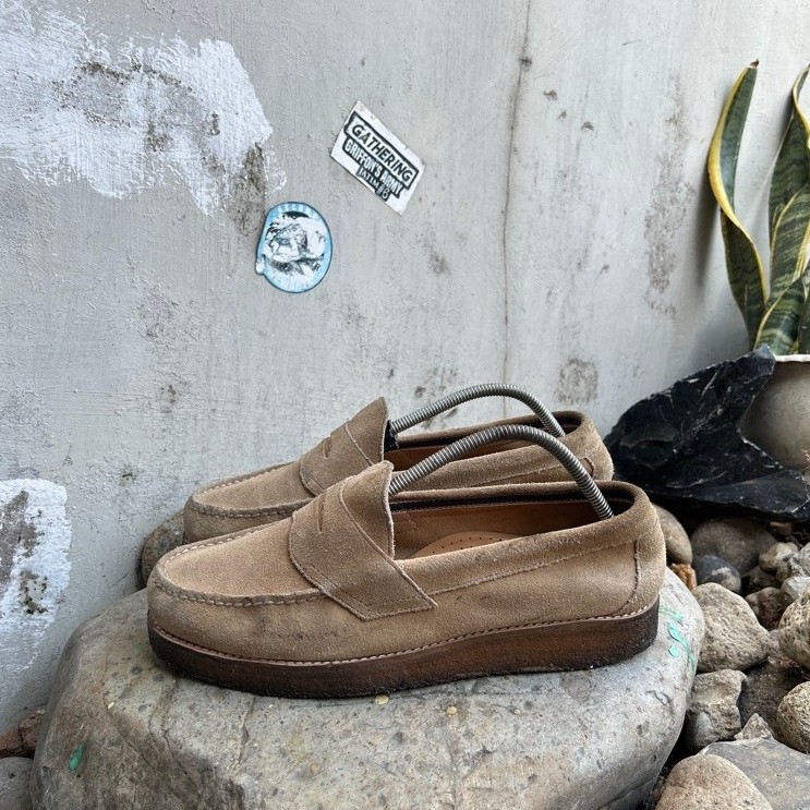 G.H Bass Weejuns Brown Suede Penny Loafers