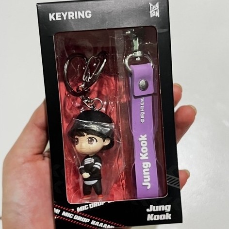 TinyTAN Figure Keyring Mic Drop - Jungkook (100% ori Hybe Insight)