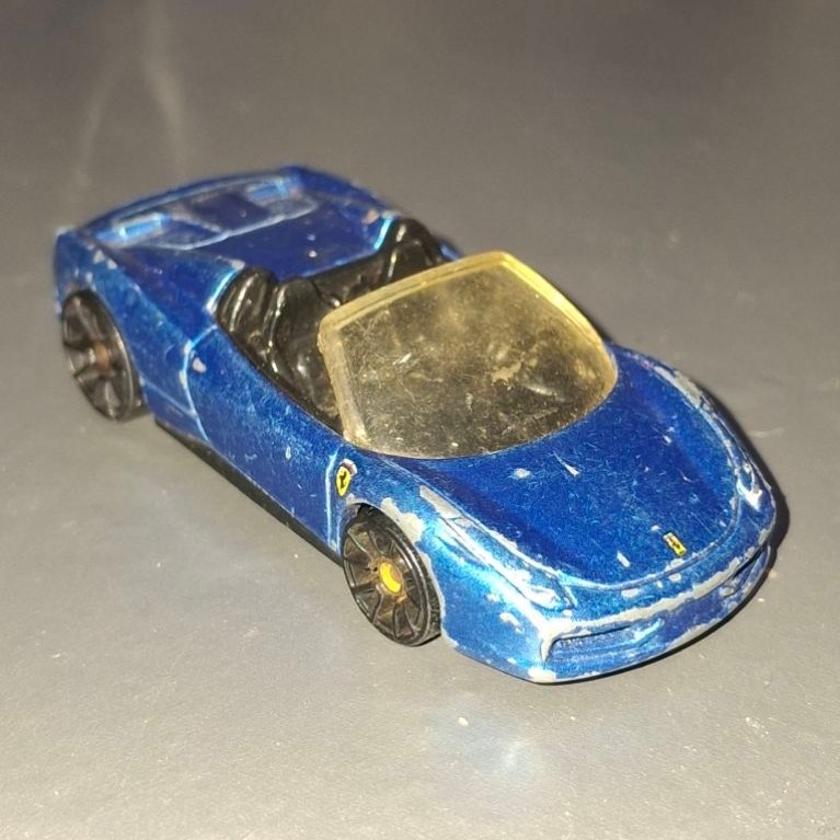 1/64 Ferrari 458 Spyder