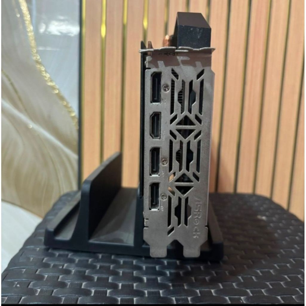 VGA RX6600XT 8GB 
DDR6 
192BIT 
8 pin power