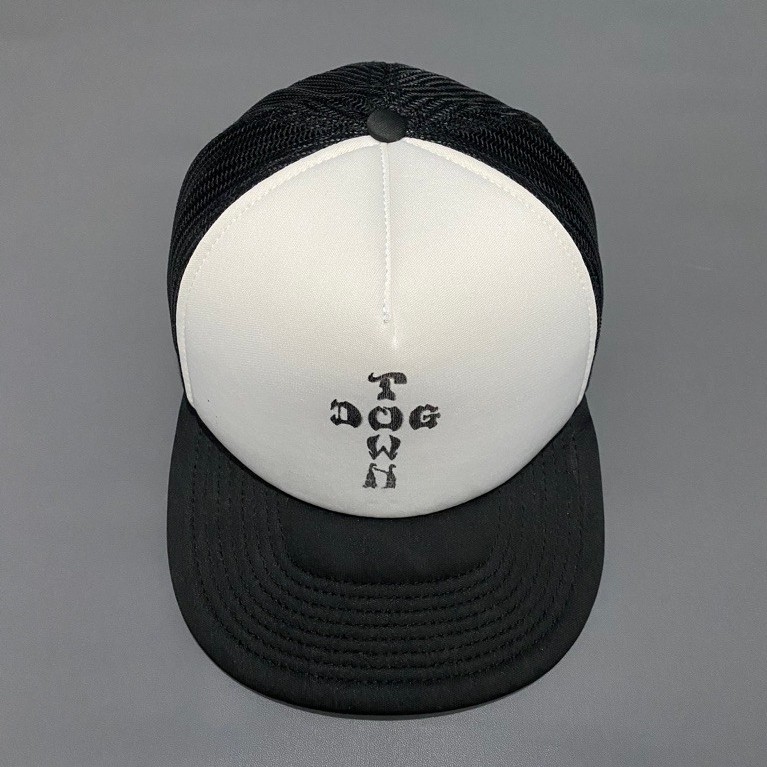 TOPI DOG TOWN x OTTO TRUCKER HAT