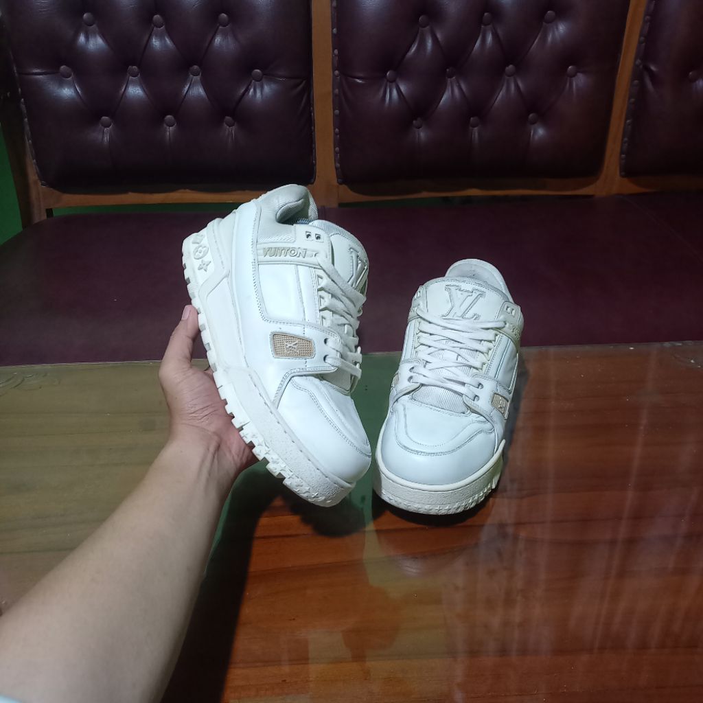 SEPATU LV TRAINER | SEPATU SECOND BRAND MEWAH | SNEAKERS LEGIT PRIA WANITA PALING DIMINATI