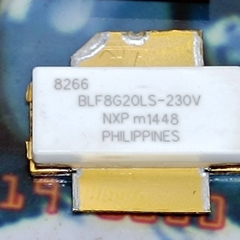 MOSFET Pemancar  BLF8G20LS-230V
