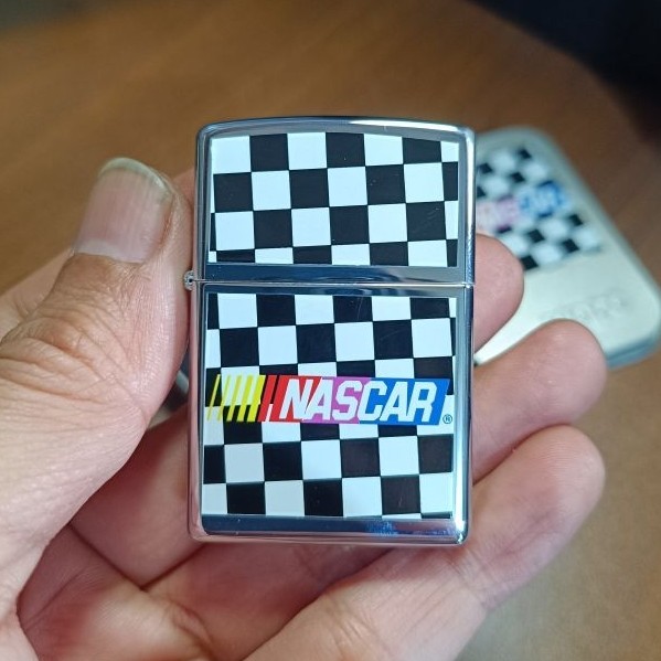 Zippo Nascar Checkered 1999 New Old Stock High Polished Chrome
