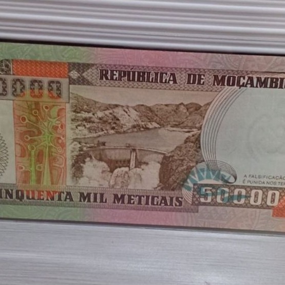 Uang kuno Mozambique 500000meticais UNC untuk Mahar dan Numismatik