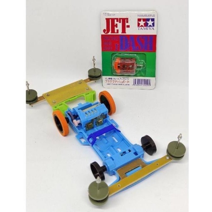 TAMIYA SLOOP CHASSIS SUPER 1 + DINAMO JET DASH
