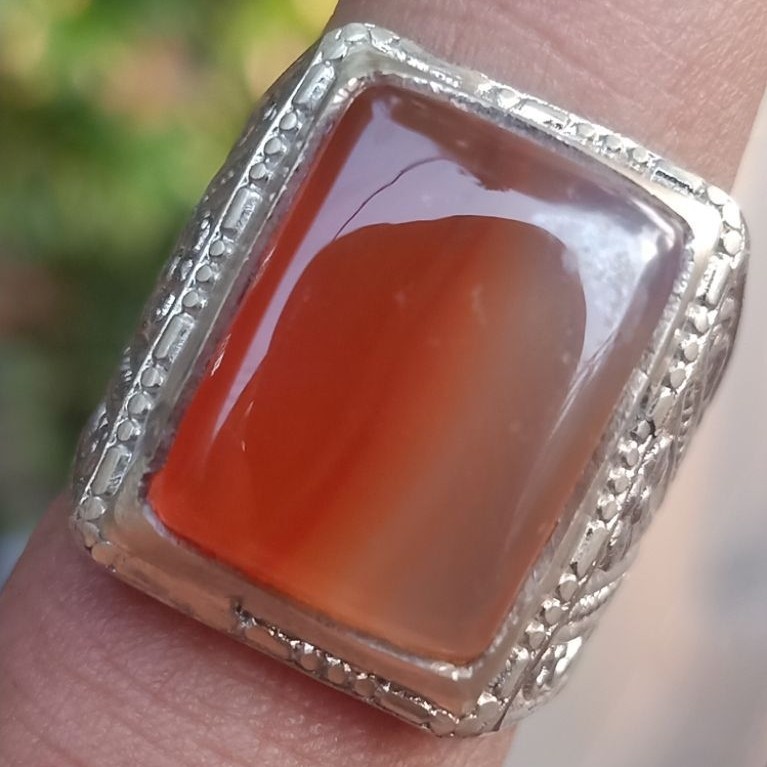 natural  batu merah putih