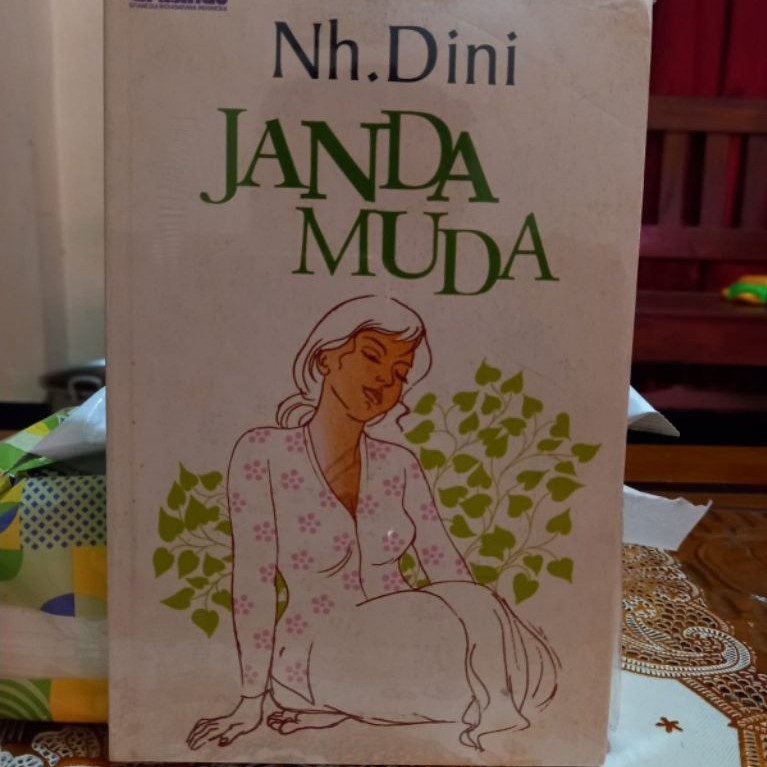 Buku Novel Nh.Dini Janda Muda Cover Kertas