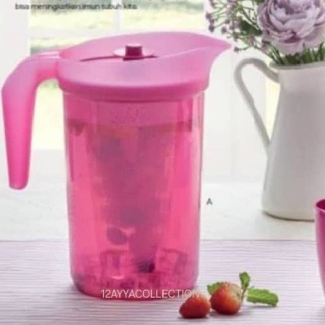 Berries Pitcher 2L with Strainer ~ Tupperware
