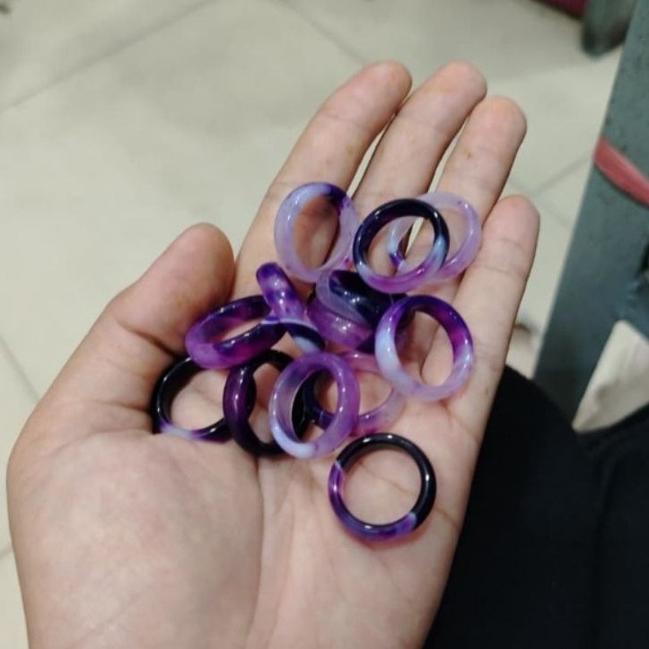 cicin giok pria dan wanita terlaris