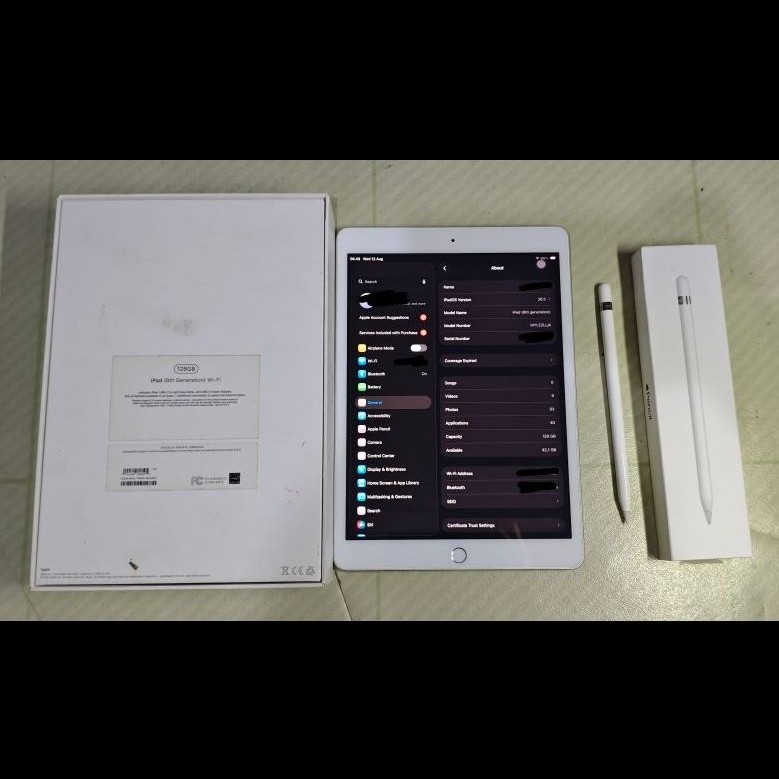 Ipad 8 128GB Silver include Apple pencil