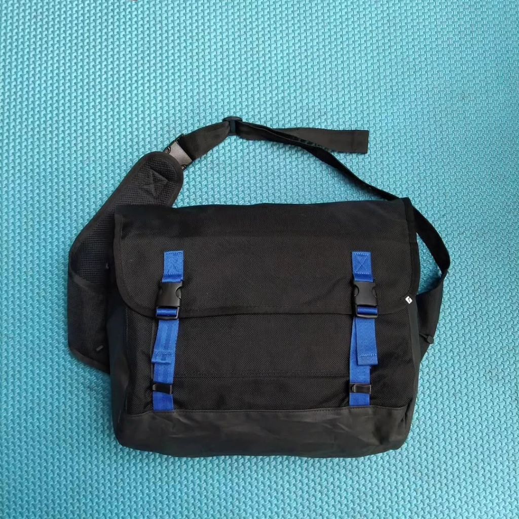 Messenger bag/Tas Pria Cowok/Tas Kerja Kuliah Second Ori Brand GFLAT