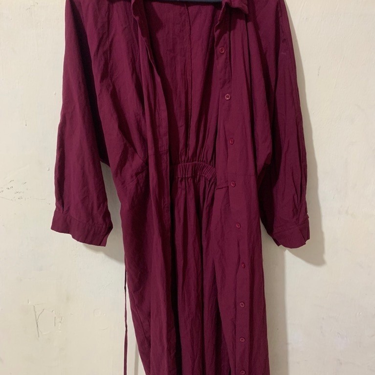 Tunik Merah Maroon