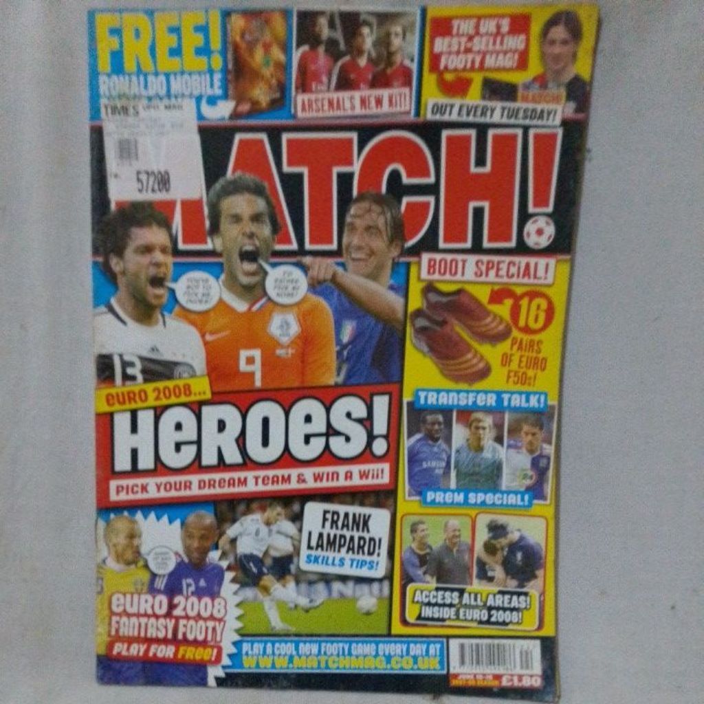 Buku Majalah Match Euro 2008 Heroes Football Magazine UK