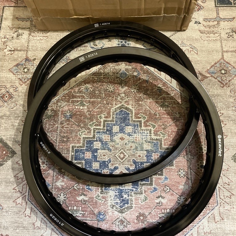 lingkaran / velg scarlet 140/160 ring 14 hitam