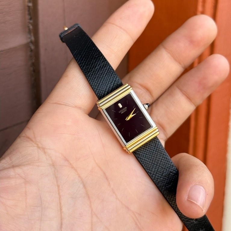 seiko credor tank vintage 1981 burgundy dial