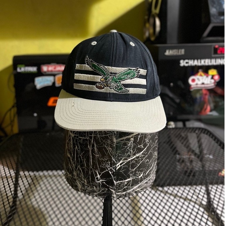 Topi Snapback Reebok x NFL Vintage Collection