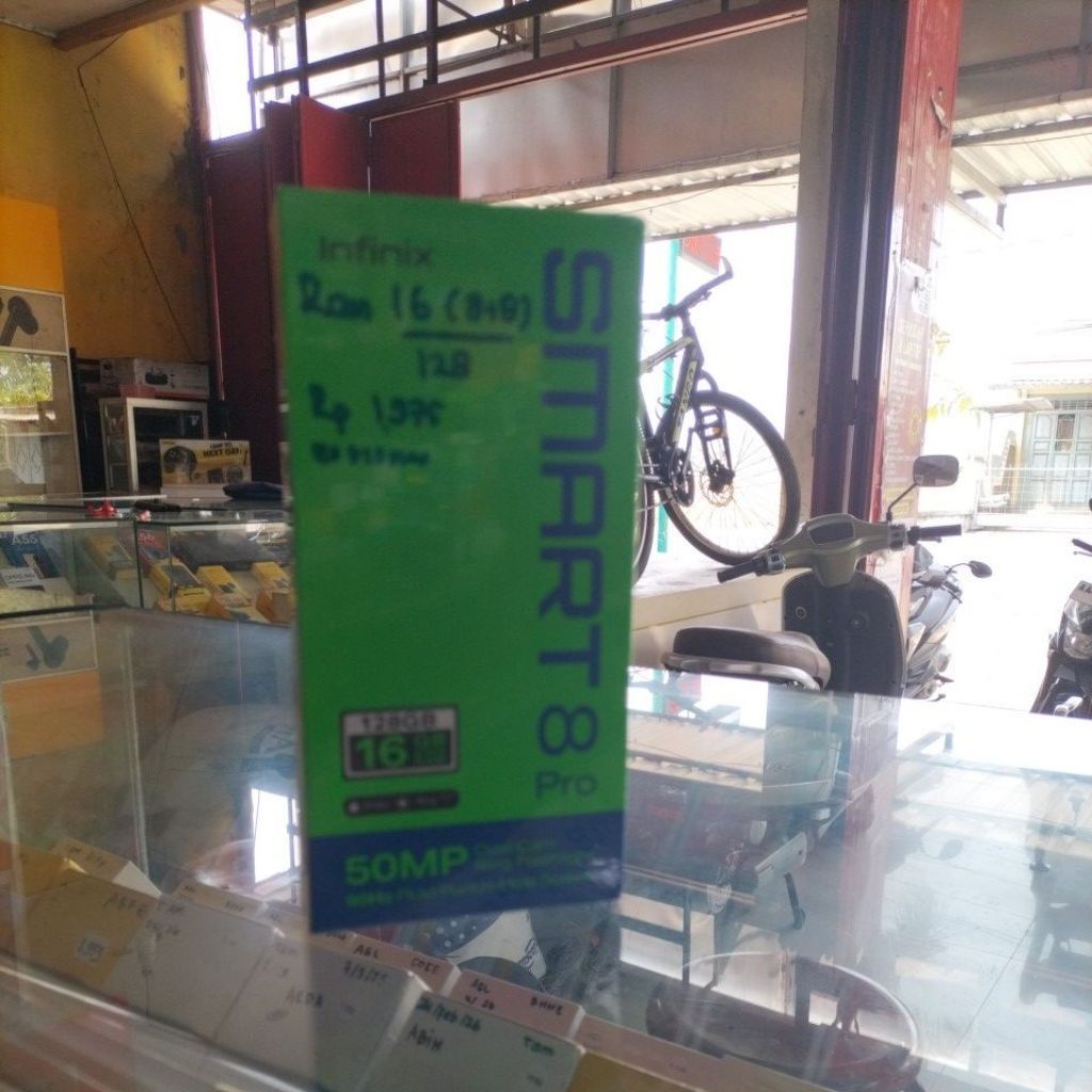 Second Infinix Smart 8 pro 8/128