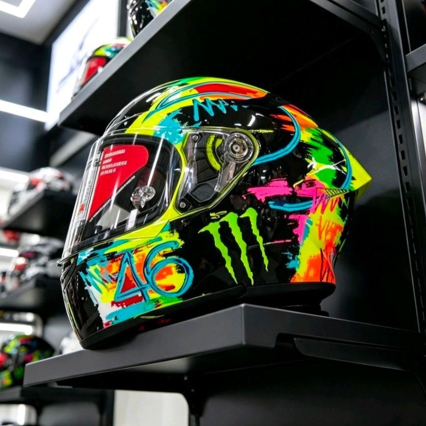 helm kyt ttc repaint livery  winter test vr46