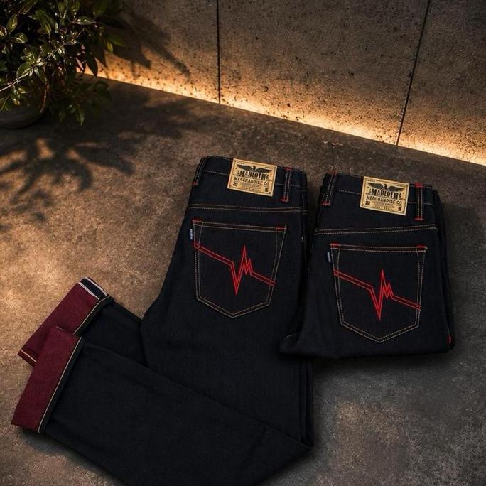 Celana Denim Selvedge 15o.z Best Seller Celana Panjang Denim Selvedge dengan Detail Bordir Merah