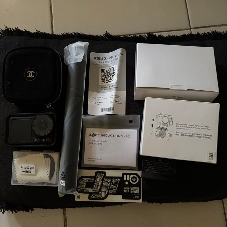 DJI OSMO ACTION 5 PRO SECOND kamera aksi dengan accessories box dan pouch