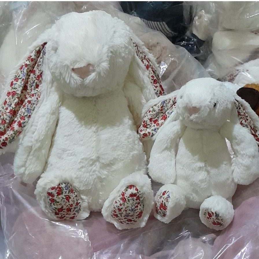 Boneka Bunny JC Small