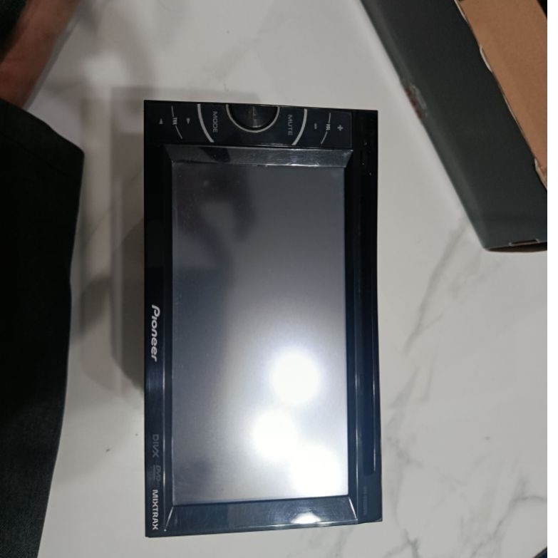 Head Unit Double Din Pioneer AVH-X1550DVD Original - Tape Mobil 6.1" MIXTRAX Mulus
