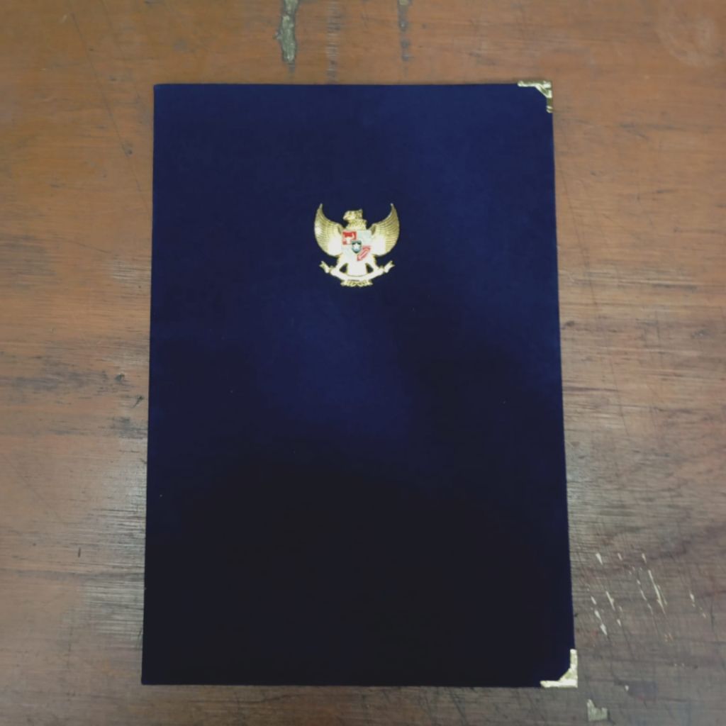 MAP BLUDRU KUNINGAN COR GARUDA WARNA NEVY UKURAN A4