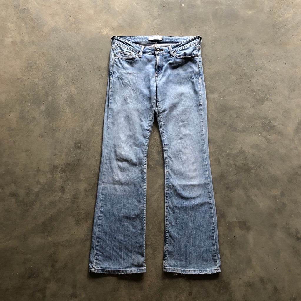 levis bootcut jeans