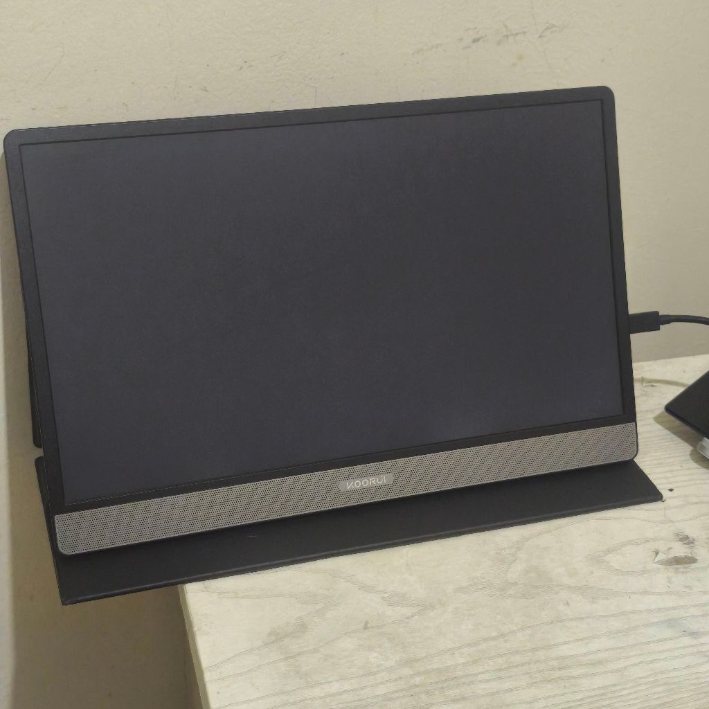 Portable Monitor Koorui 15B1 15.6 inch IPS 1080p Full HD
