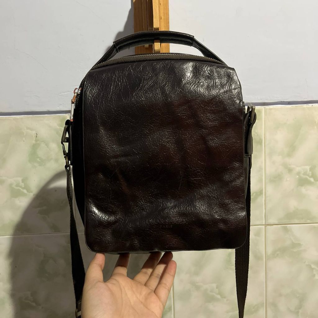 Tas Pria Omar Sharif Kulit Asli | Slingbag Laki-laki Preloved Bekas Pribadi Second


