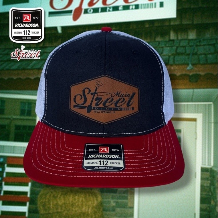 topi trucker Main Street Diner Soda Springs, Idaho, Amerika Serikat. tag Richardson Original 112 Tru