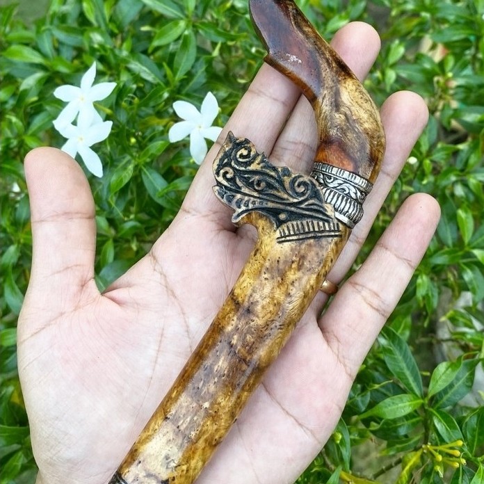 GECONG MINI LAMADENRUNG MANAI