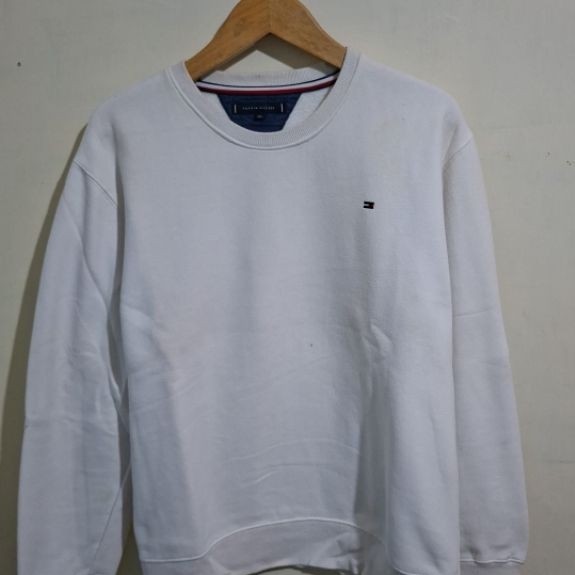 crewneck tomy hilfiger putih
