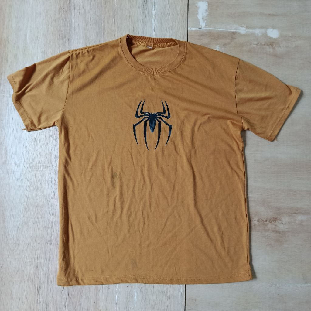 preloved kaos spider / point 24
