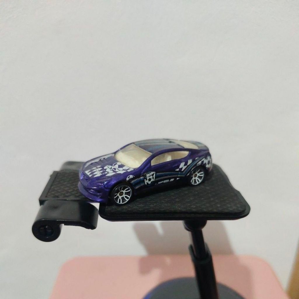 HotWheels Hyundai Genesis Coupe Purple Loose