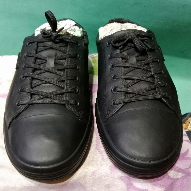 Sepatu Kulit Casual ECCO Full Hitam