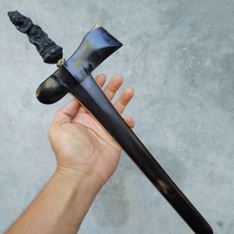 keris bali seselet