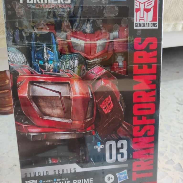 Hasbro transformers WFC SS 03 Gamer Edition Optimus Prime