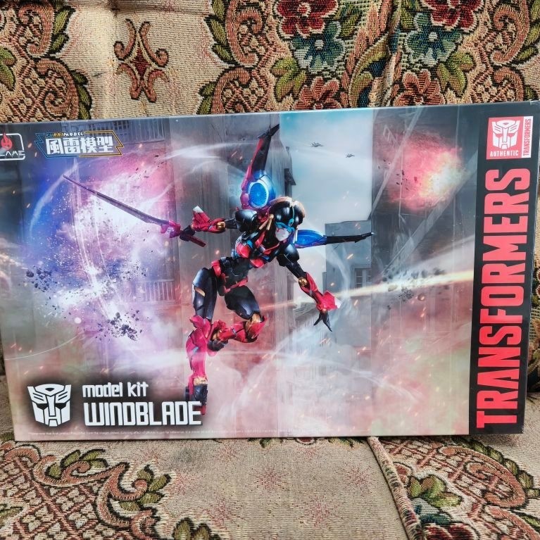 Flame Toys Furai Model Windblade