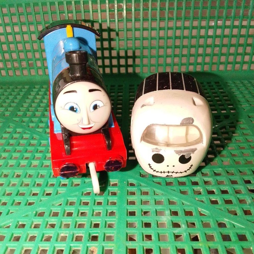 Mainan Kereta Thomas Ukuran Sedang Original PL STAR