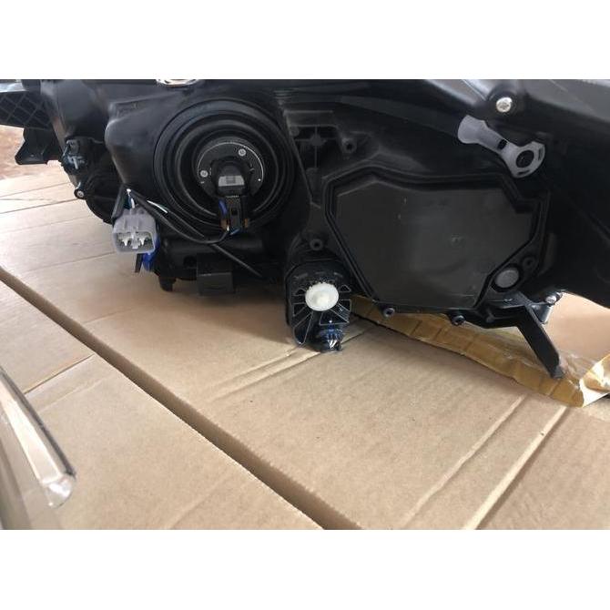 Head lamp innova venturer