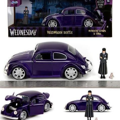 35131 - JADA TOYS 1/24 WEDNESDAY 1972 VW BEETLE WITH WEDNESDAY & THING FIGURES SMETOY