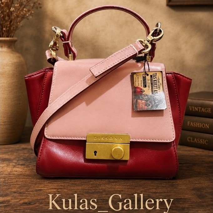 DISSONA Shoulder bag