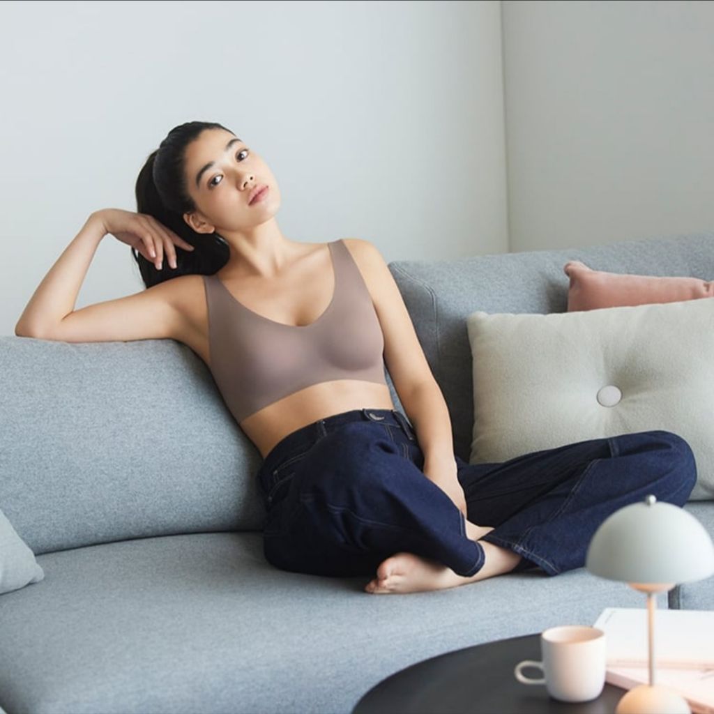 uniqlo seamless M