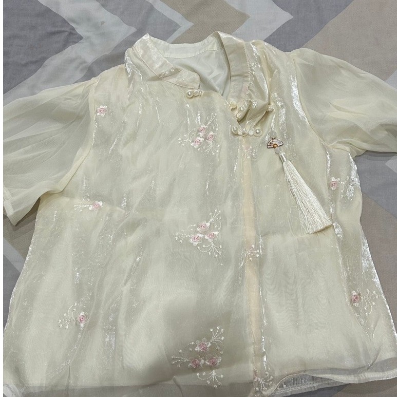 kemeja kancing gaya chinese warna apricot