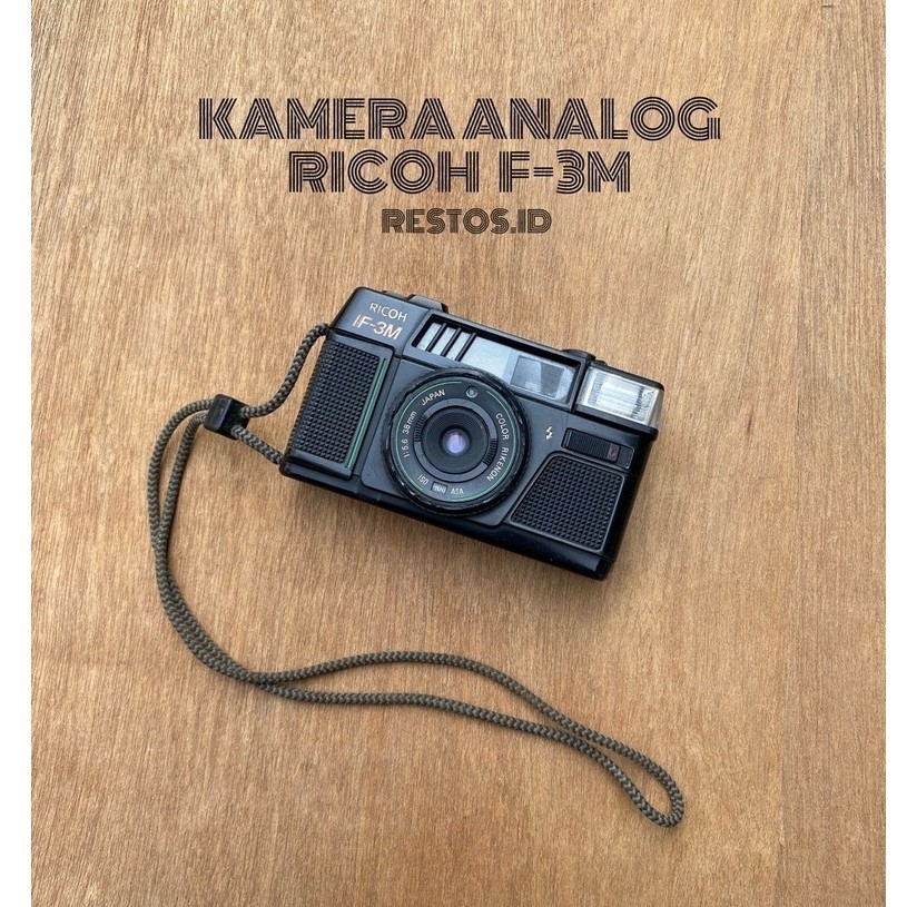 Kamera Analog Ricoh F3M Hiasan Cafe