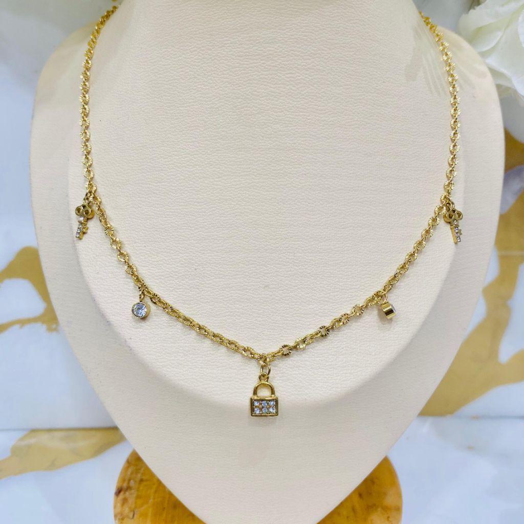 Kalung juntai gembok titanium