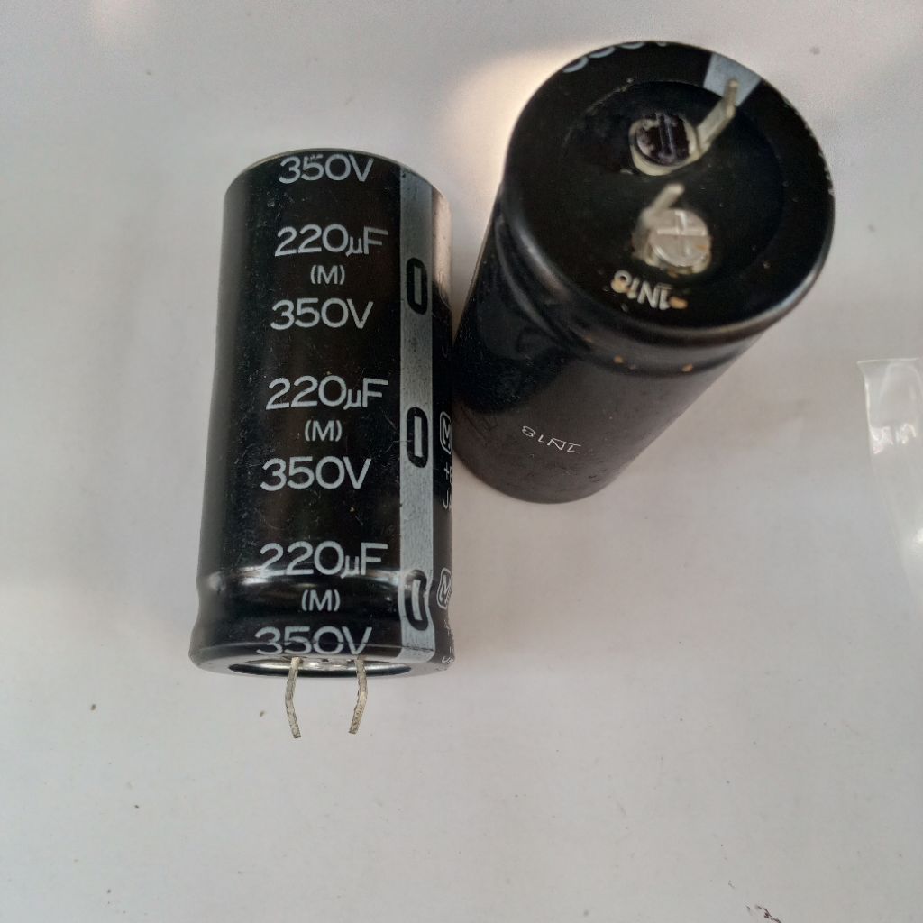 2 pcs kapasitor 220 uf 350 v dua kaki baru siap kirim